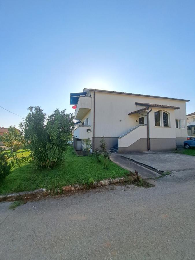 Casa Antonio With Swimming Pool Apartment Novigrad Istria Exterior foto