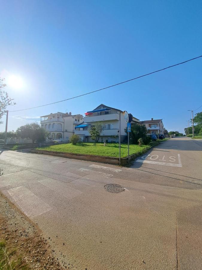 Casa Antonio With Swimming Pool Apartment Novigrad Istria Exterior foto