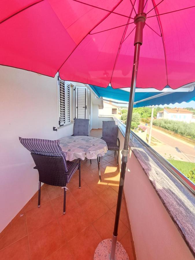 Casa Antonio With Swimming Pool Apartment Novigrad Istria Exterior foto